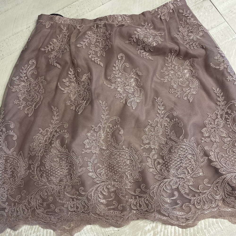 Elegant Lace Embroidered Jenny Yoo Skirt - Purple - Picture 2 of 7